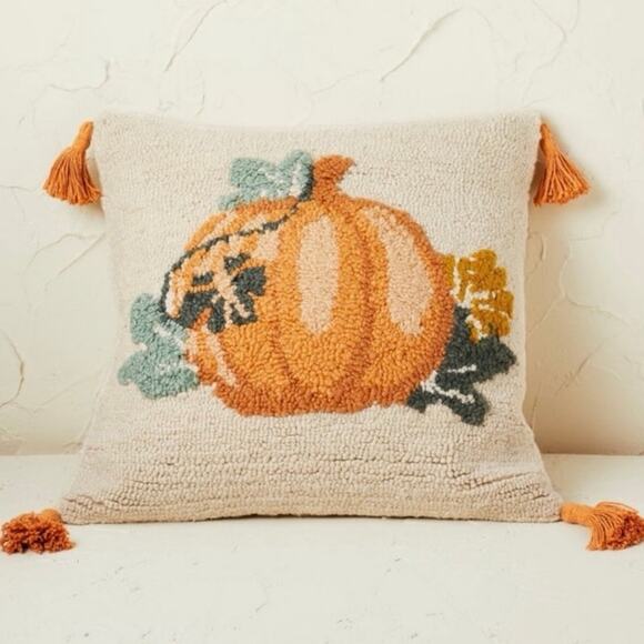 SET of 2 Opalhouse Jungalow pumpkin fall harvest decorative pillow knitted - Picture 3 of 14